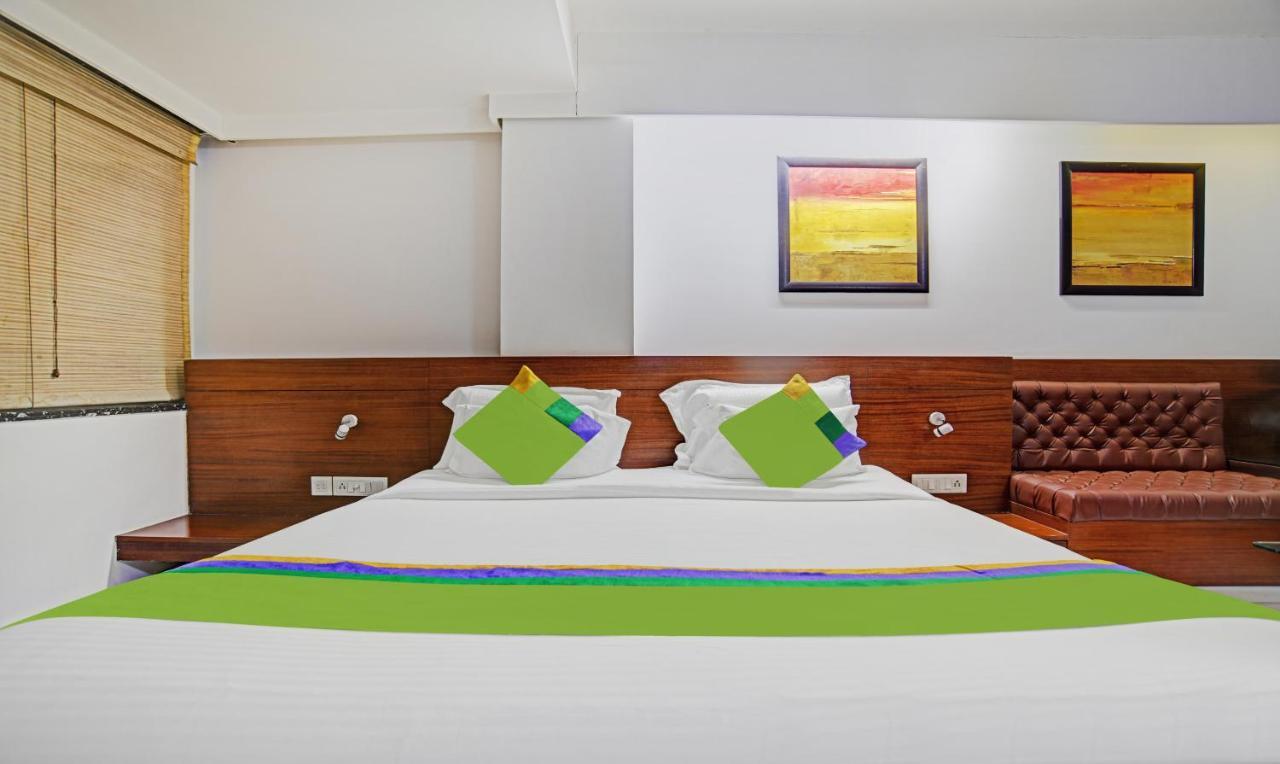 Treebo Cherry Tree Indore Exterior photo
