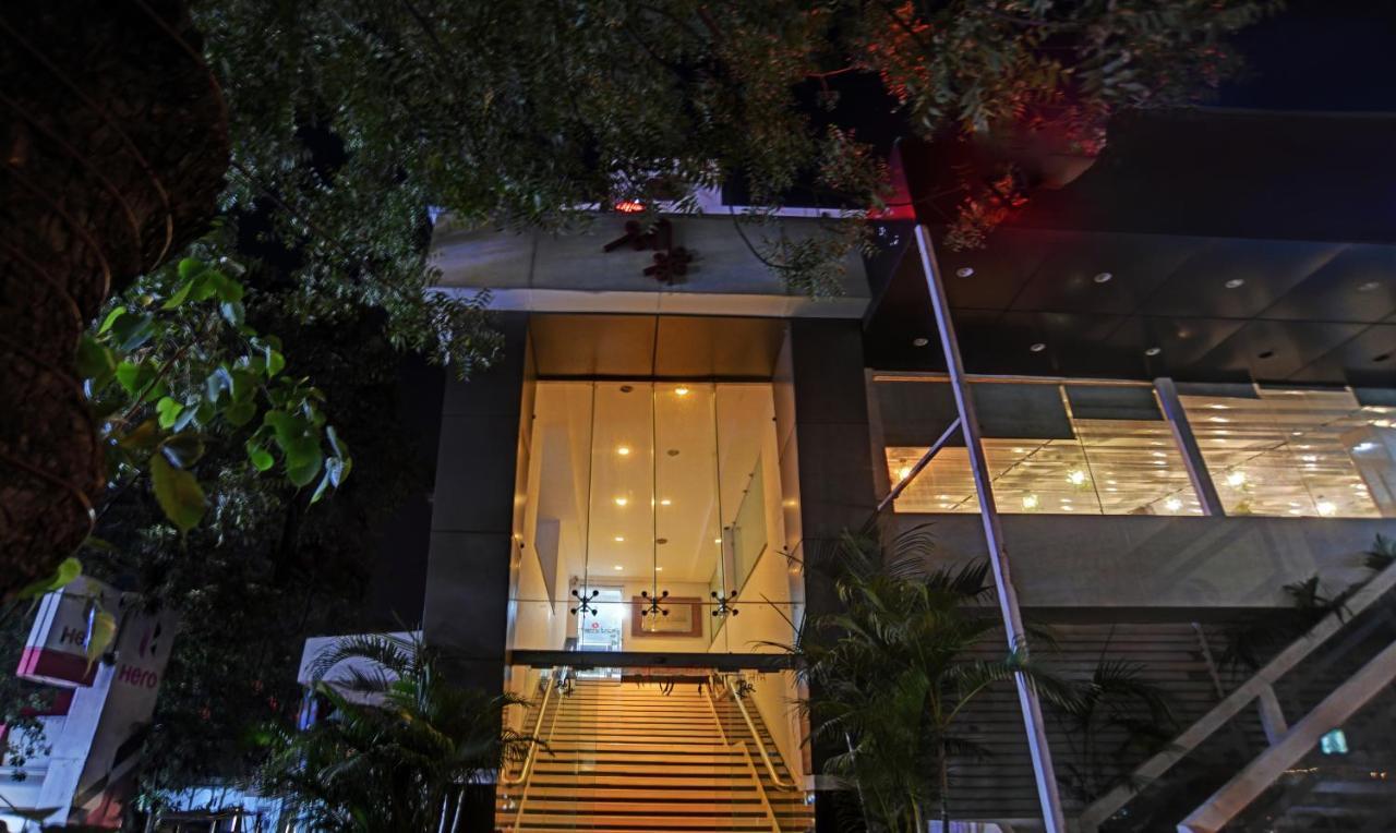 Treebo Cherry Tree Indore Exterior photo