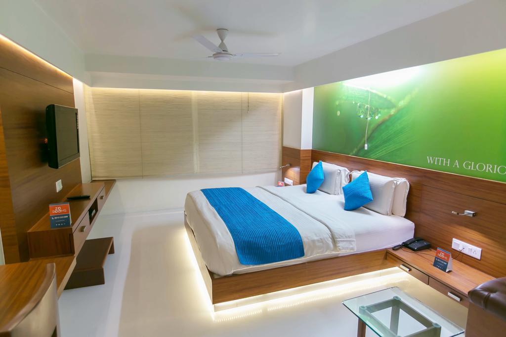 Treebo Cherry Tree Indore Room photo